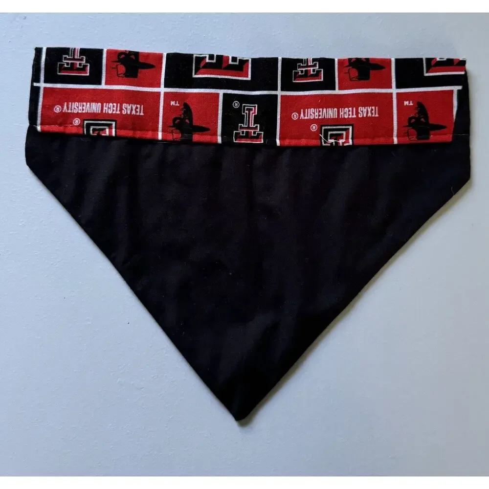 Pet Dog Bandanna Texas Tech University Red Raiders Over Collar Red/Bl Scarf USA